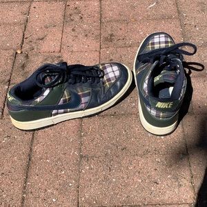 📚 MAKE AN OFFER -  NIKE DUNK SB SCHOOL GIRLS 🍎🍏